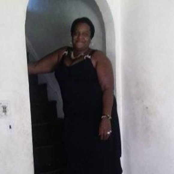 Meet your Posher, Monica - Picture 1 of 1